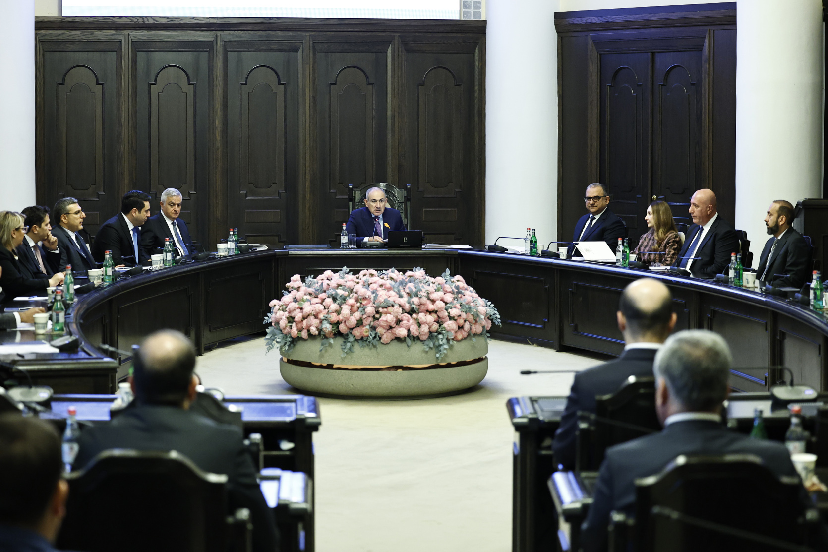 Կառավարությունը կընդլայնի պաշտպանության ժամանակ հաշմանդամություն ձեռք բերած զինծառայողների և զոհված զինծառայողների ընտանիքների համար սահմանված սոցիալական երաշխիքների շահառուների շրջանակը